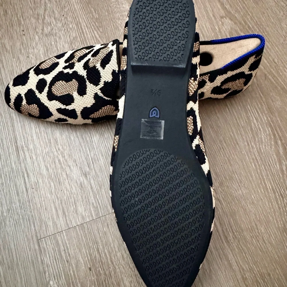 Leopard Print Women's Loafers - Picture 5 of 8